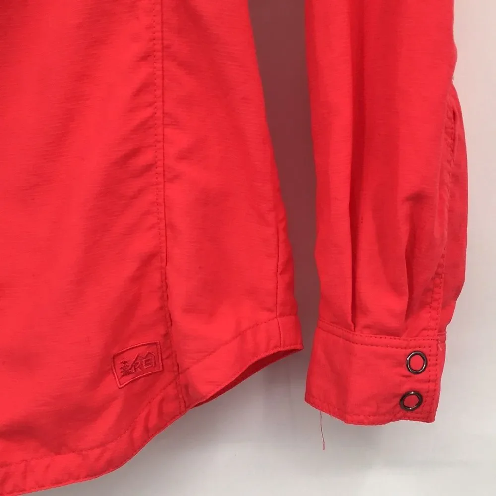 REI Coral Red Long-Sleeve Button-Down Shirt Tab Sleeves Girls’ M 10-12